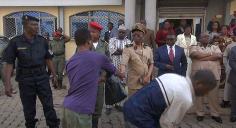 Ex Detainees Meet Governor Lele Lafrique (c) Wilson MUSA